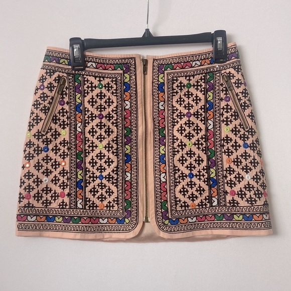 Majorelle Embroidered Mini Skirt Worn By Summer On The Young And The Restless - Picture 5 of 11